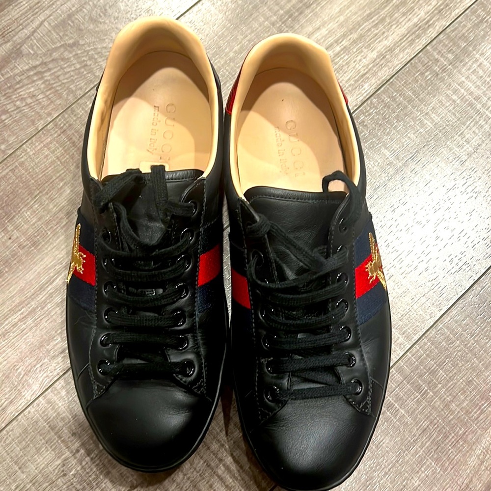 Gucci Men’s black shoes. Size 7.5